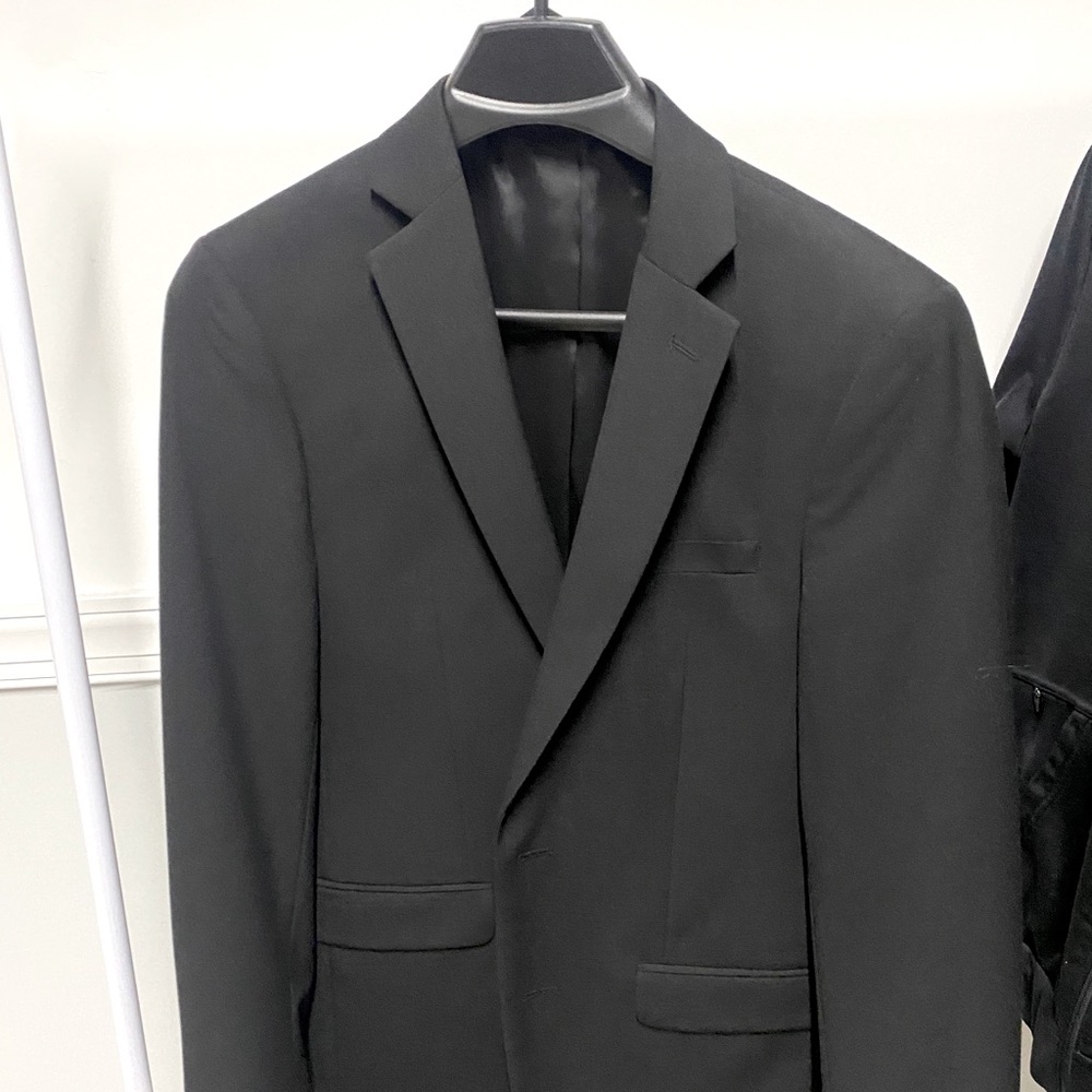 Suit - image 1